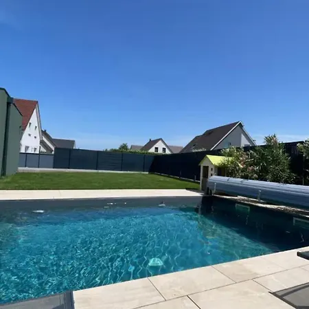 Maison Spacieuse Au Calme Proche Colmar Avec Piscine Niederentzen